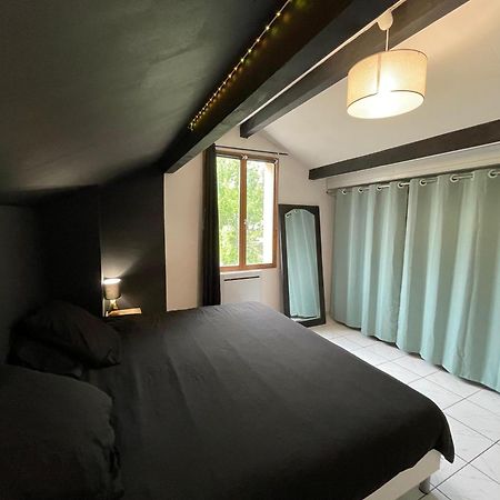 Charmante Maison Mitoyenne Melun Luaran gambar